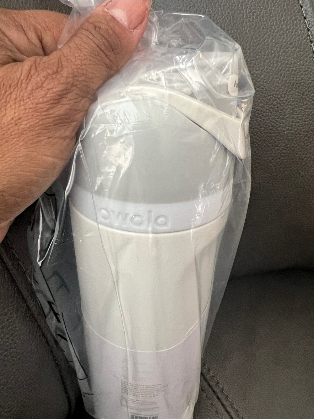 Owala White Insulated Stainless Steel Water Bottle with Built-In Straw - Picture 6 of 8